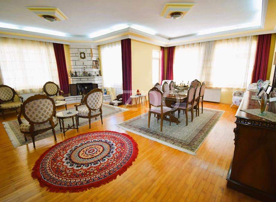 Квартира 3+1 в Анталии, Турция, 200 м² - фото 4