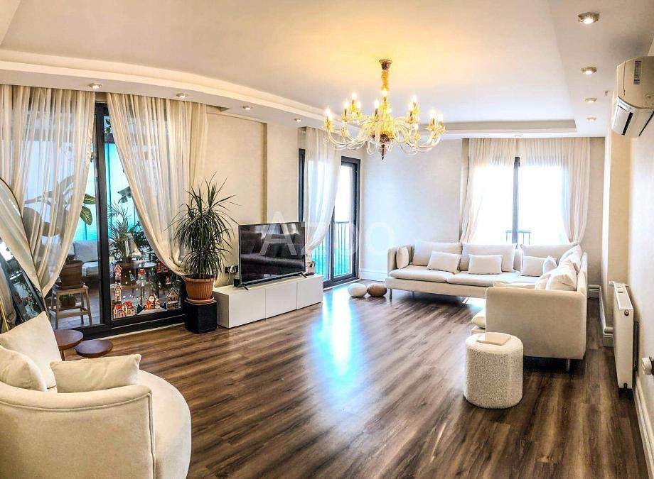 Квартира 4+1 в Мерсине, Турция, 220 м²