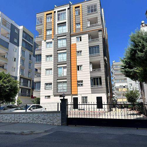 Квартира 3+1 в Мерсине, Турция, 185 м2 - фото 1